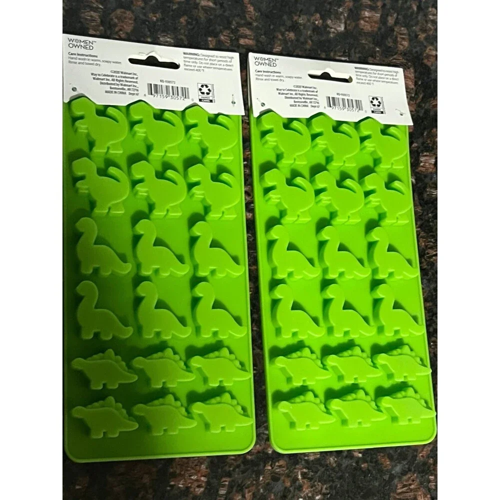 Silicone molds mini dinosaurs new